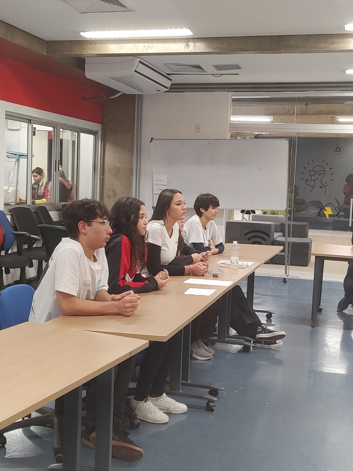 Atividade em Grupo - Julho 2025